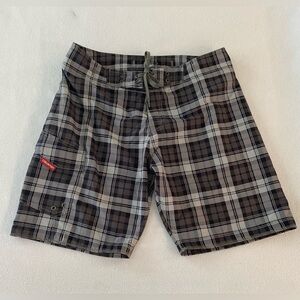 Burton Board Shorts Men’s Medium Plaid Rad Swim Trunks Burton Ski Boards